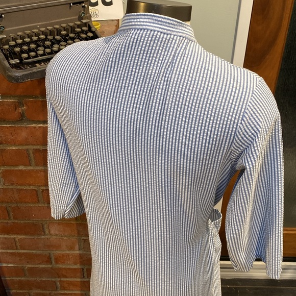 Blue and white seersucker striped robe - Picture 6 of 10